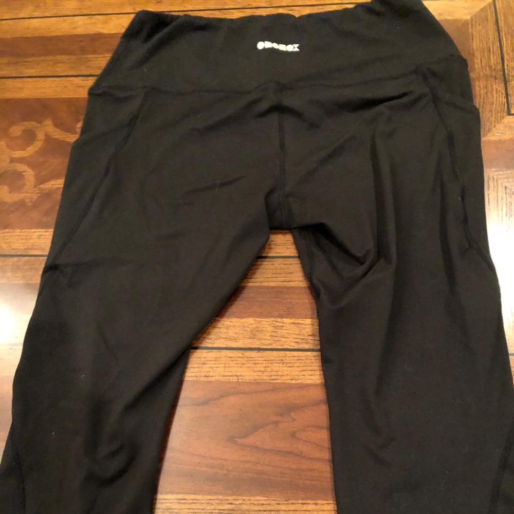 ODODOS black leggings, side pockets, size Large